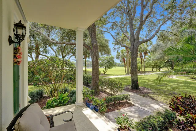 Charleston Court at Abacoa Residence photo 2