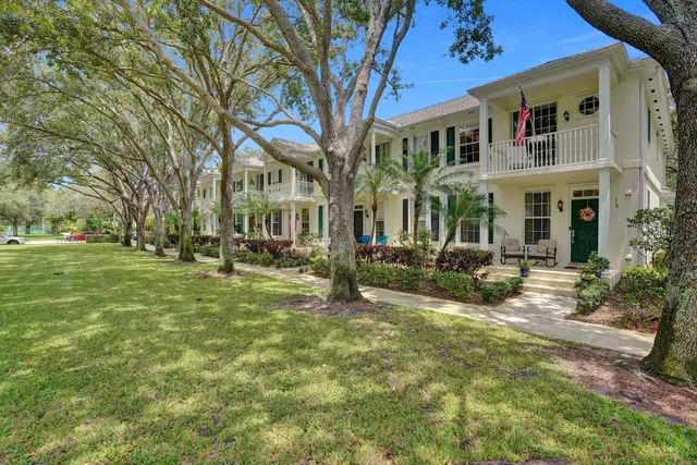 Charleston Court at Abacoa Residence photo 4