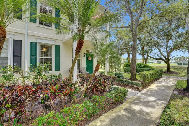 Charleston Court at Abacoa Residence photo 6