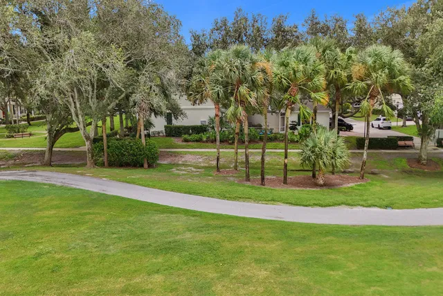 Charleston Court at Abacoa Residence photo 10