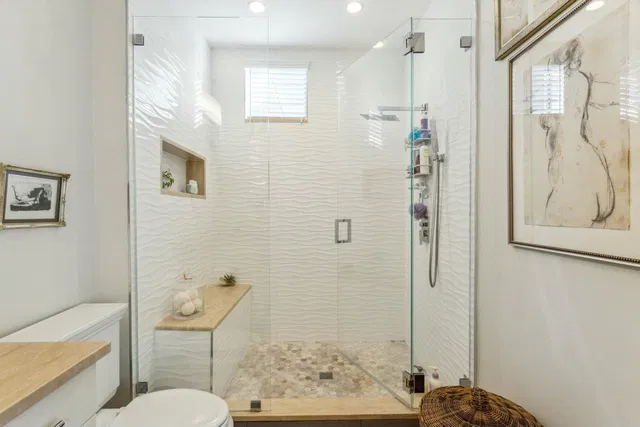 The Meridian Unit 406 photo 13