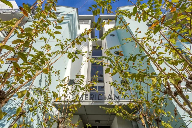The Meridian Unit 406 photo 17