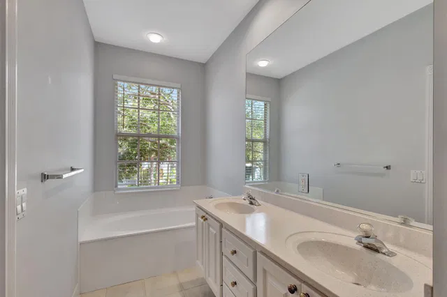 Charleston Court at Abacoa Residence photo 15