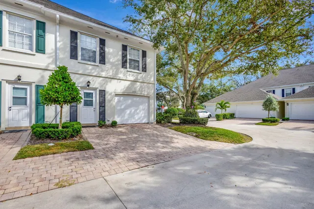 Charleston Court at Abacoa Residence photo 26