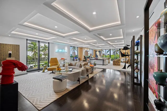 101 Worth Avenue #2a