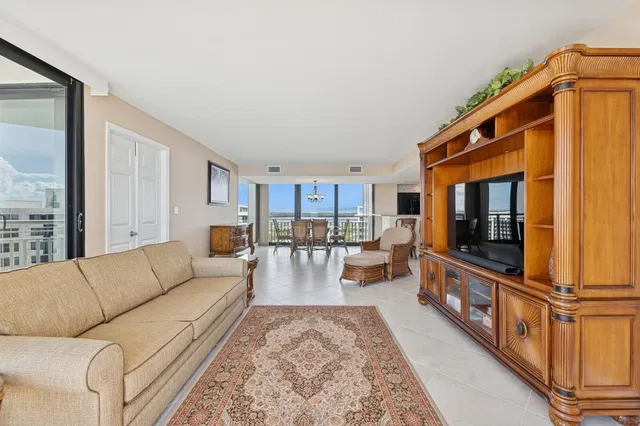 Tiara Singer Island Unit 25-H photo 4