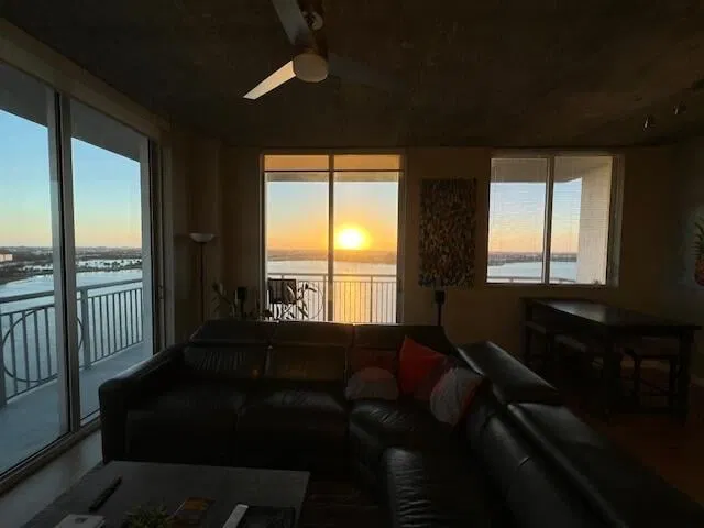The Edge Unit 1513 photo 6