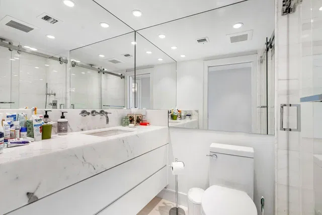Sloan's Curve Palm Beach Unit 508s photo 21