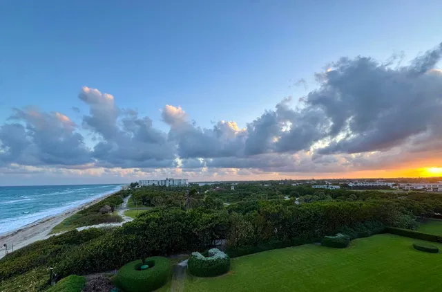 Sloan's Curve Palm Beach Unit 508s photo 43