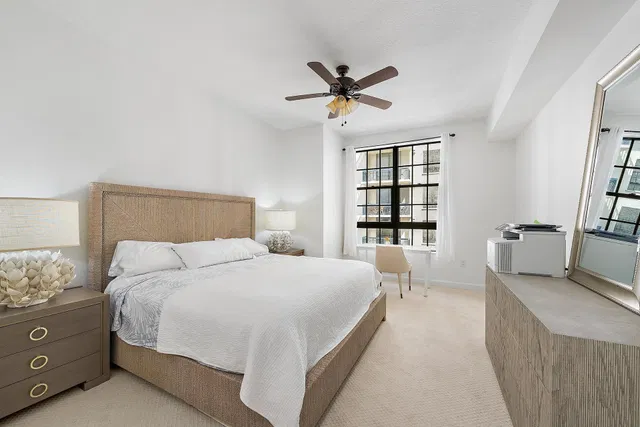One City Plaza Unit 815 photo 5