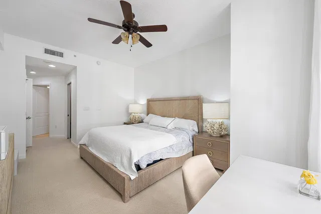 One City Plaza Unit 815 photo 6