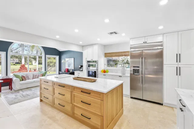 Boca Bath & Tennis Residence photo 16
