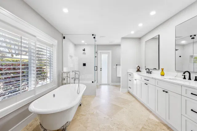 Boca Bath & Tennis Residence photo 35