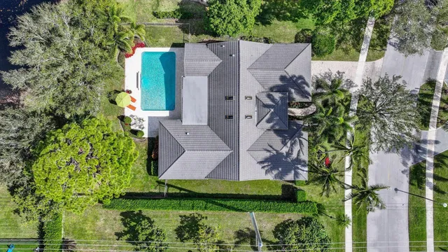 Boca Bath & Tennis Residence photo 43
