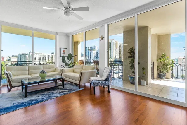 CityPlace South Tower Unit 702 photo 4
