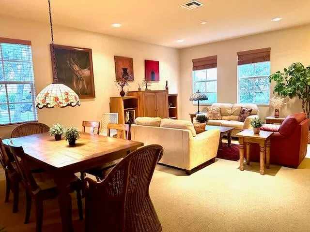 Canterbury Place Residence photo 9