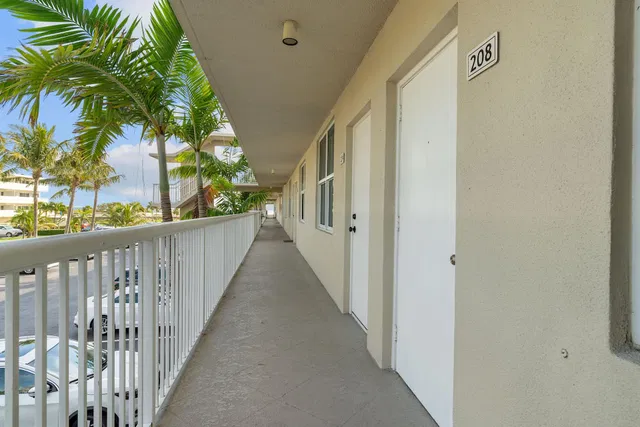 2565 S Ocean Boulevard #208