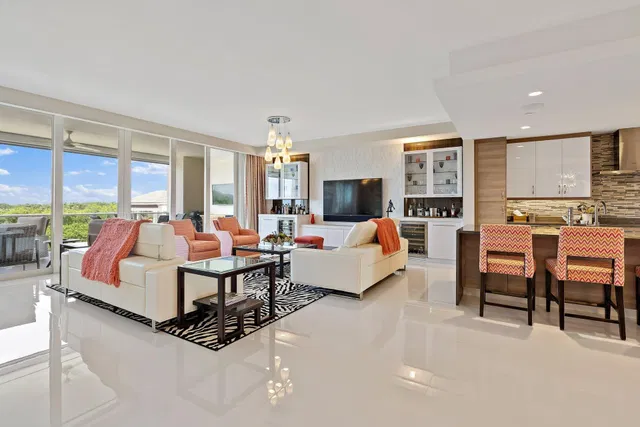 Azure Palm Beach Gardens Unit 510 photo 9