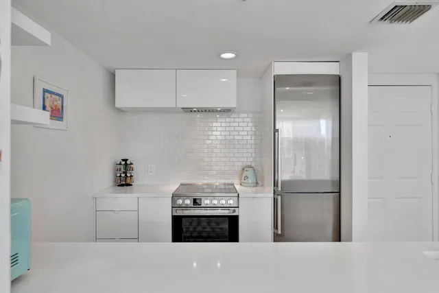 Flagler Pointe Unit 512 photo 10