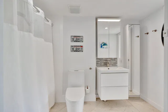 Flagler Pointe Unit 512 photo 25