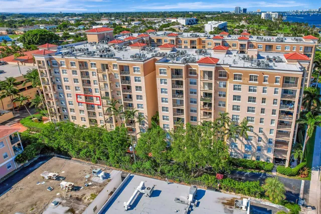 Flagler Pointe Unit 512 photo 35