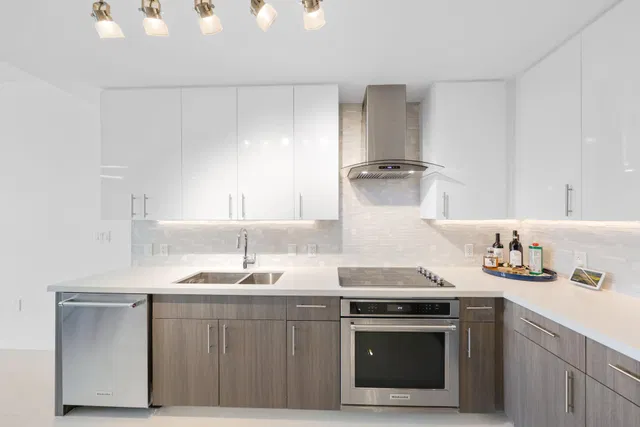 236 Fifth Avenue Unit 305 photo 8
