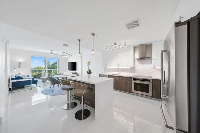 236 Fifth Avenue Unit 305 photo 9