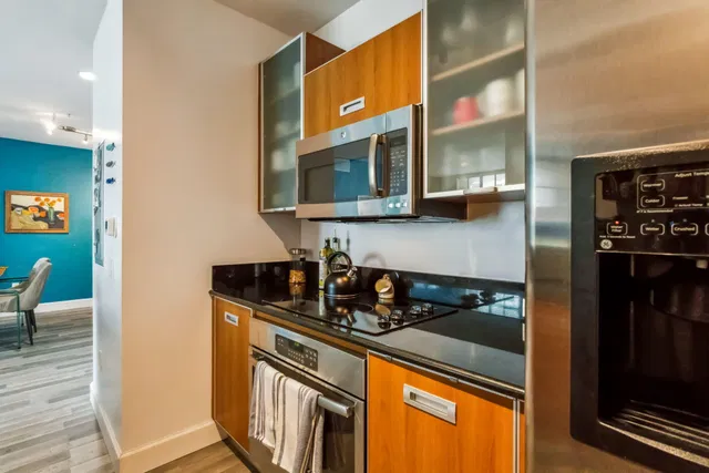 The Whitney Unit 322 photo 8