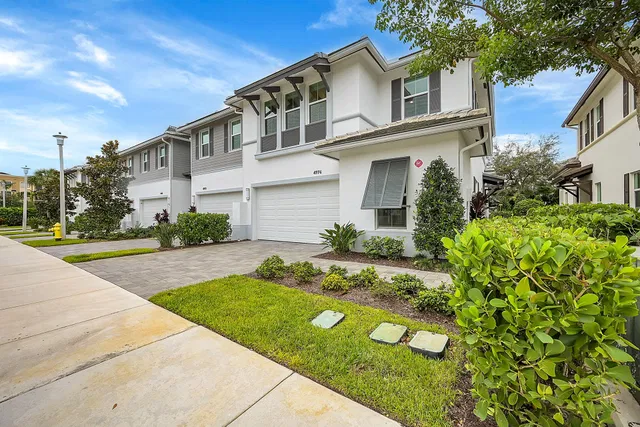 Residences at Midtown Palm Beach Gardens Residence photo 3