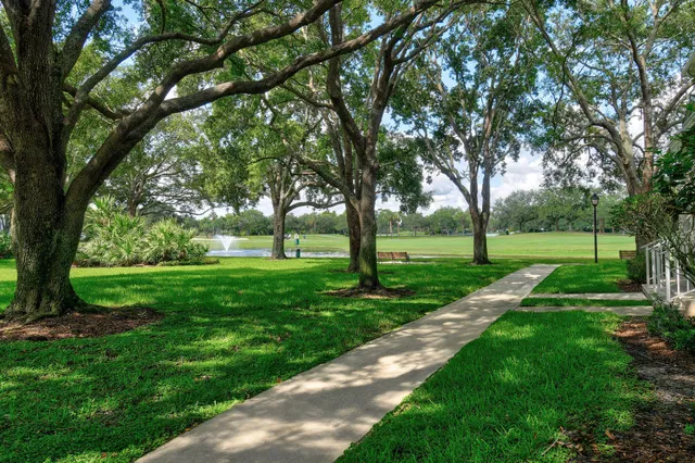 Charleston Court at Abacoa Residence photo 38