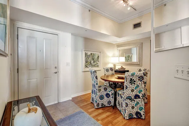 The Prado Unit 852 photo 7