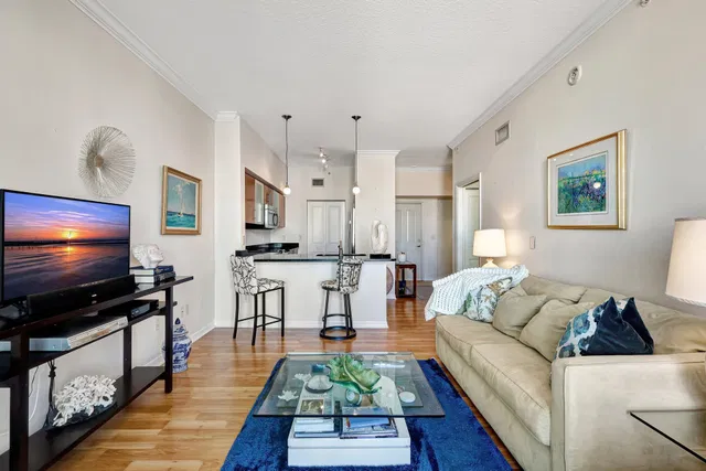 The Prado Unit 852 photo 15