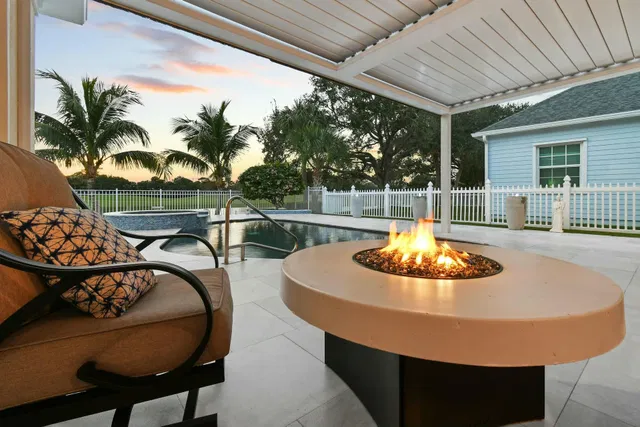 Island at Abacoa Residence photo 10