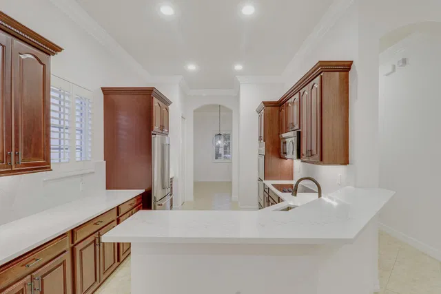 Canterbury Place Residence photo 18