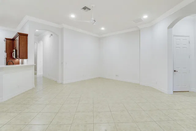 Canterbury Place Residence photo 20