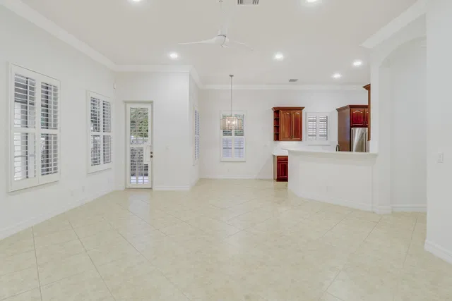 Canterbury Place Residence photo 24