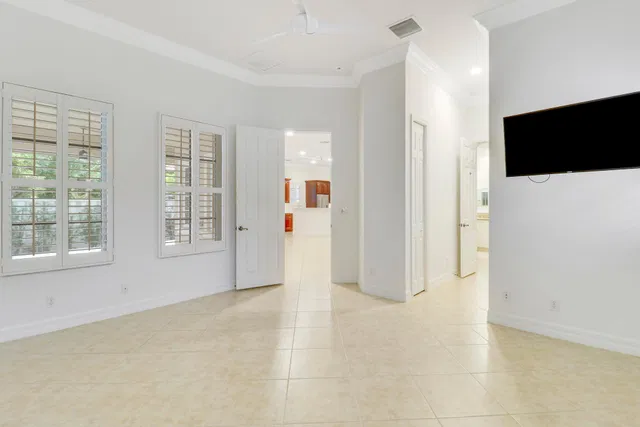 Canterbury Place Residence photo 31