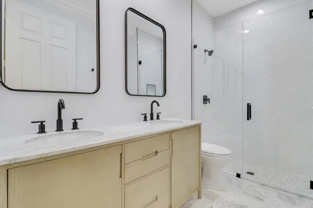 Canterbury Place Residence photo 35