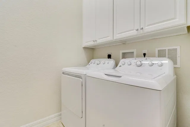 Canterbury Place Residence photo 40
