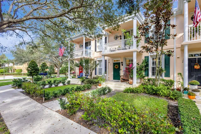 Charleston Court at Abacoa Residence photo 3