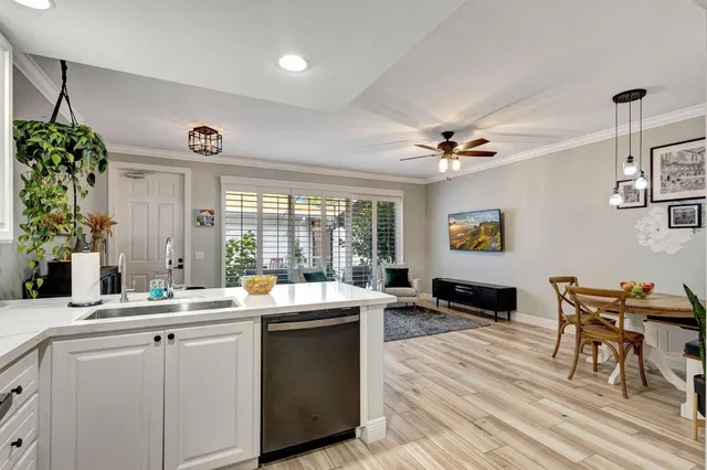Charleston Court at Abacoa Residence photo 9