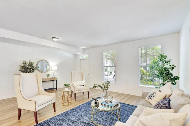Charleston Court at Abacoa Residence photo 6