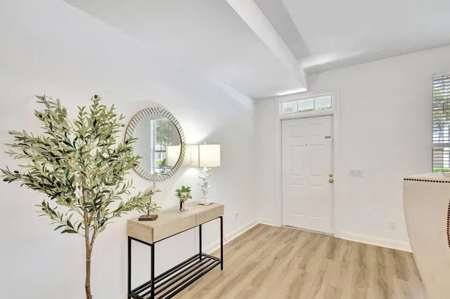 Charleston Court at Abacoa Residence photo 7