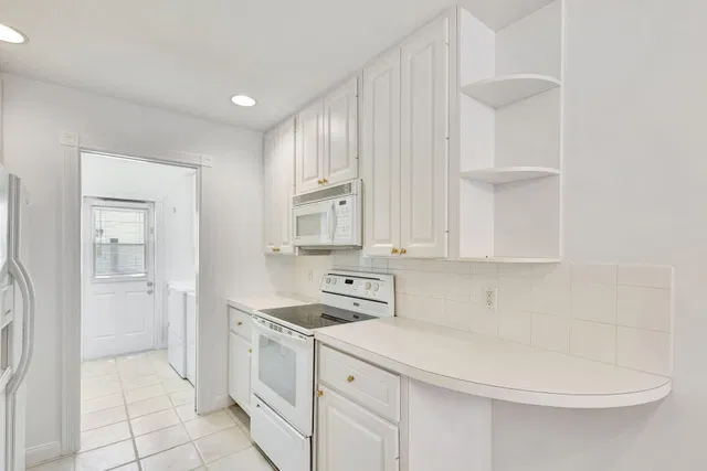 Charleston Court at Abacoa Residence photo 13