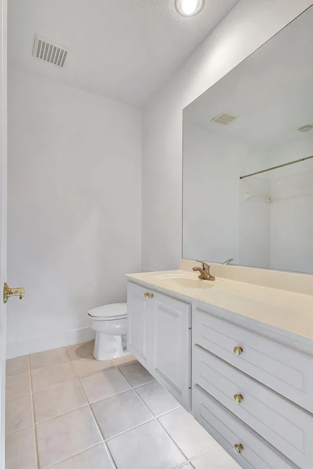 Charleston Court at Abacoa Residence photo 27