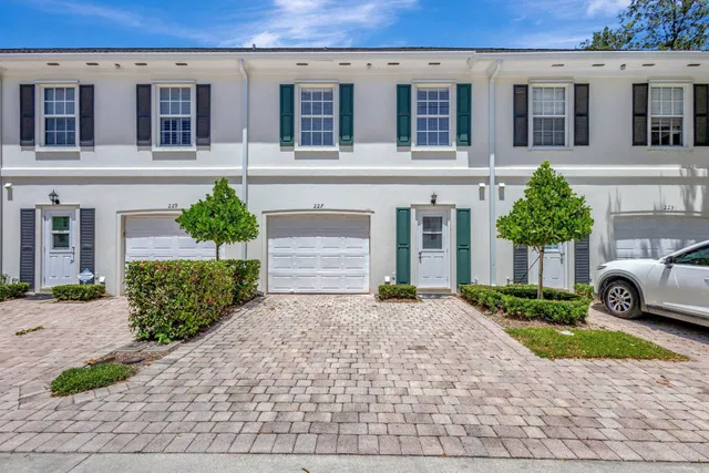 Charleston Court at Abacoa Residence photo 31