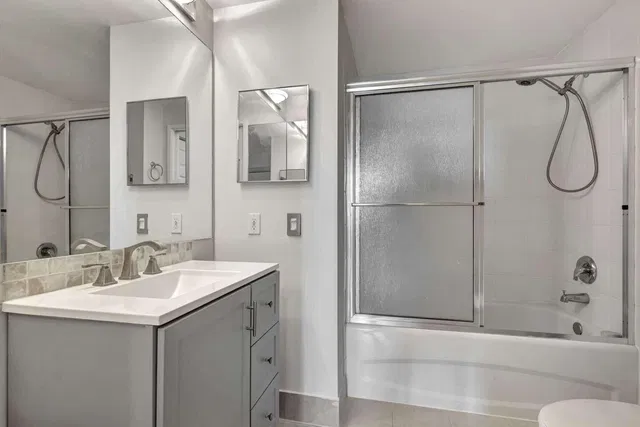 Courtyards in Cityplace Unit 507 photo 9