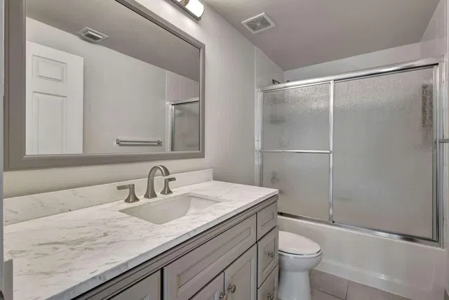 Courtyards in Cityplace Unit 507 photo 14