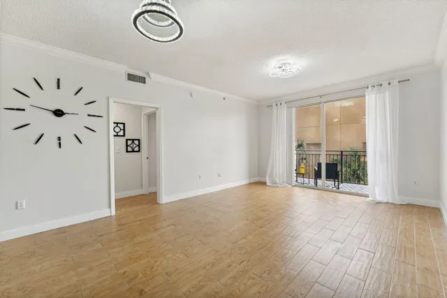 The Montecito Unit 311 photo 11