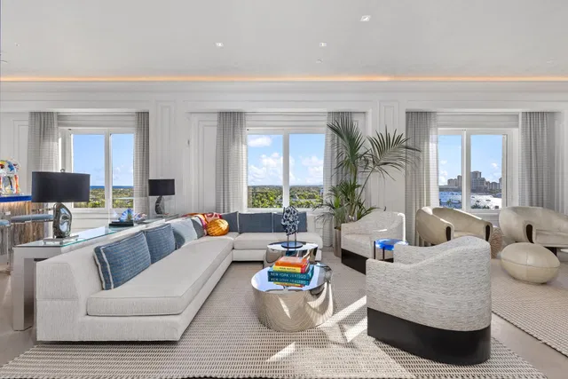Palm Beach Biltmore Unit 905/906 photo 3